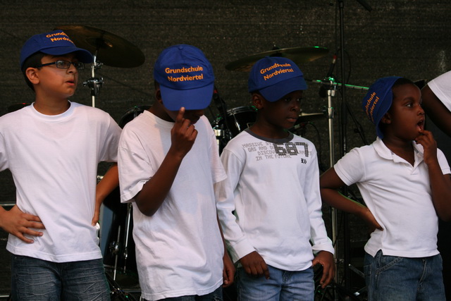 gal/2010/2010 Saitentwist Essen Original Moderation und Kinderbuehne 11.09/2010 Saitentwist 11.09. Moderation Essen Original HIrschlandplat 118.jpg